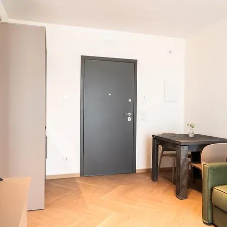 Aparthotel Palazzo Le Giare - Luxury Bari