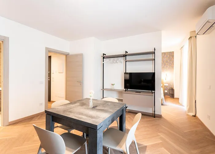 Aparthotel Palazzo Le Giare - Luxury Bari