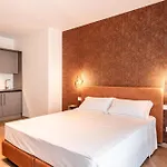 Palazzo Le Giare - Luxury 아파트호텔 3*
