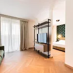 Palazzo Le Giare - Luxury 아파트호텔 바리